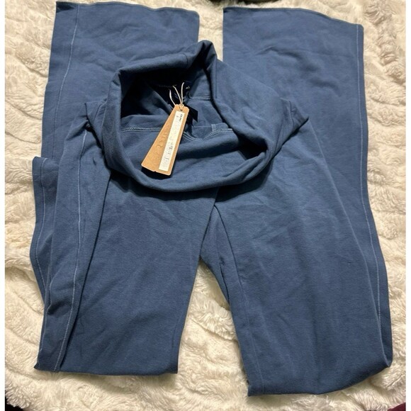 NWT SKIMS Sold Out Cotton Jersey Foldover Pant – Harbor, Size Small - Picture 6 of 6